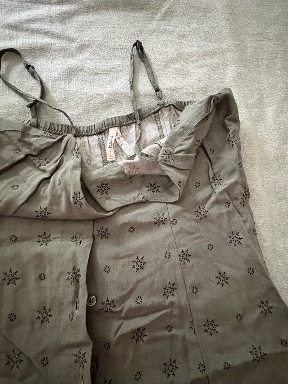 Green Patterned Spaghetti Strap Romper - Picture 2 of 2